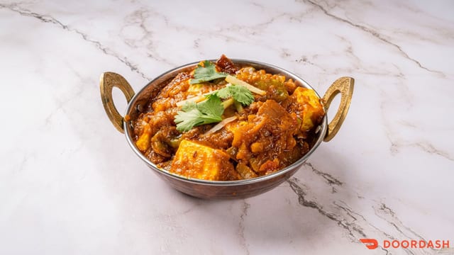 Karahi Paneer (Spicy Wok Paneer) ⭐.